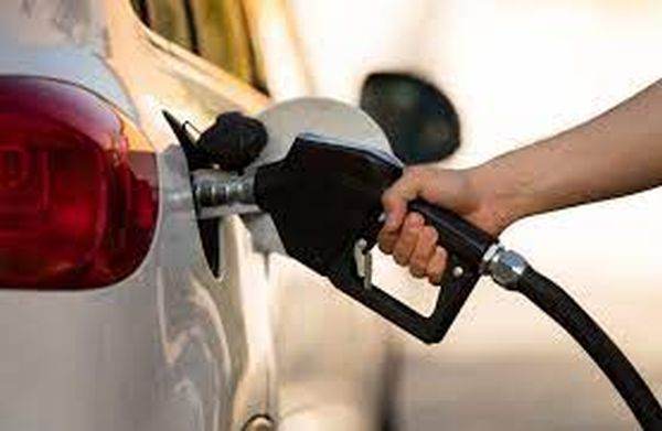 Ungaria plafonează preţurile combustibililor în urma majorării inflaţiei