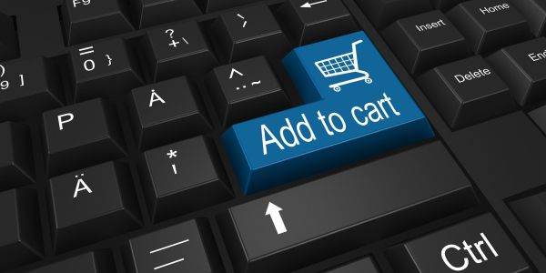 Produsele pentru îngrijirea părului, obiectele de mobilier, aparate de îngrijire personală şi consumabile pentru coafură sunt în topul achiziţiilor făcute de femei în Black Friday 2021