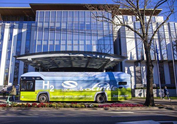 La Galaţi a ajuns autobuzul alimentat cu hidrogen