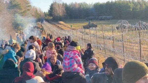 Miniştrii de externe din UE, în unanimitate în favoarea unor noi sancţiuni în criza migraţiei din Belarus