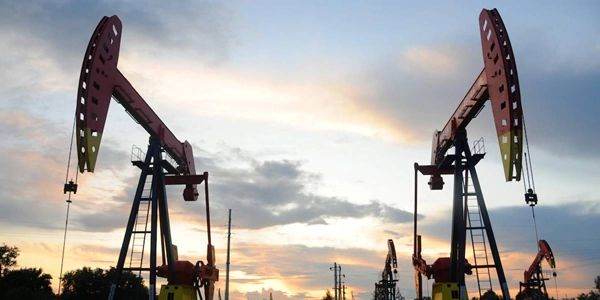 Creşterea preţurilor petrolului se va atenua în urma majorării livrărilor