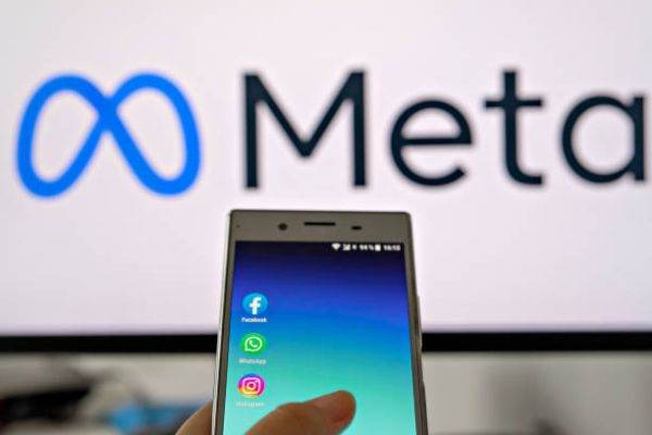 Meta amână criptarea Facebook Messenger şi Instagram