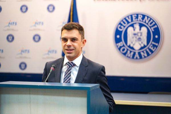 ''Sunt bucuros că persoanele cu dizabilităţi încep să primească un rol important în viaţa de zi cu zi a românilor''