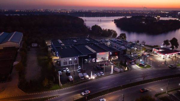 Grupul Eurial Invest este singura concesiune din România care are în portofoliu cele 4 mărci din grupul Stellantis importate de către Trust Motors- Peugeot, Citroën, DS şi Opel