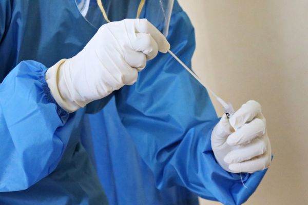 261 de cazuri cu varianta Omicron confirmate în Danemarca