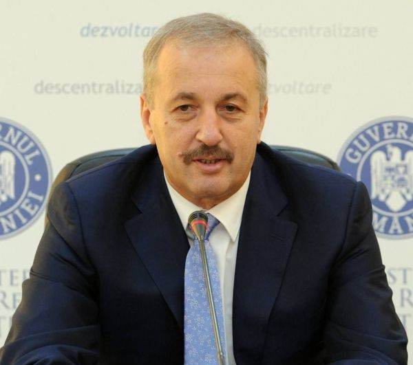 Vasile Dîncu, Ministrul Apărării Naţionale
