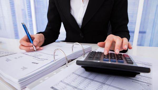 Pensionarii cu venituri din pensii care depăşesc 4.000 de lei vor plăti contribuţii de sănătate