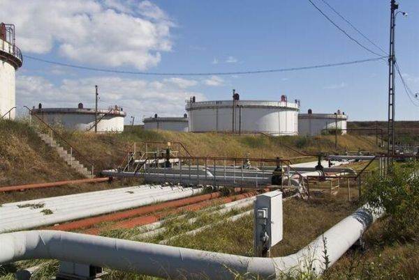 Oil Terminal vrea să împrumute 100 milioane lei pentru construirea unui rezervor
