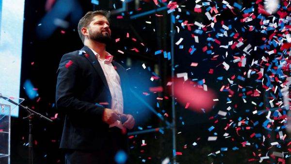 Gabriel Boric, candidatul de stânga, a câştigat alegerile prezidenţiale din Chile 