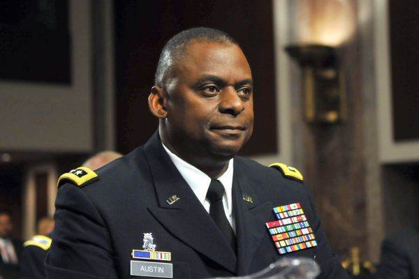 ''Aproximativ 100 de militari au avut o activitate extremistă interzisă" 