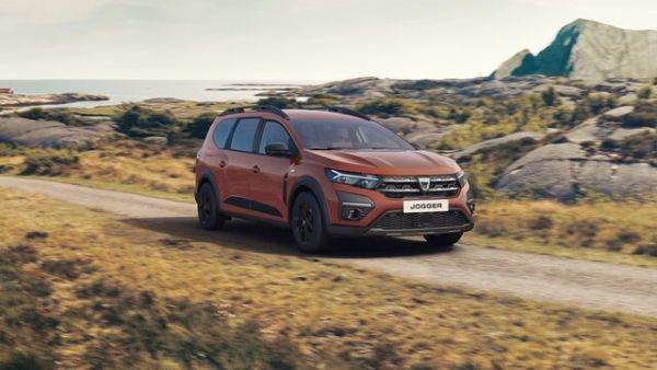 Dacia a oprit fabrica de la Mioveni vreme de 48 de zile în 2021 şi a pierdut producţia a circa 90.000 de automobile