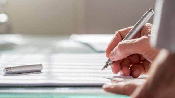 MIPE a semnat cu beneficiarii POCU contracte în valoare de peste 4,3 miliarde de lei în 2021