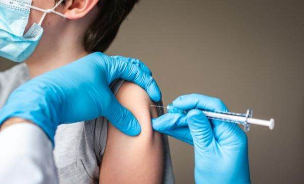 India a lansat campania de vaccinare a adolescenţilor pe fondul temerilor privind varinta Omicron