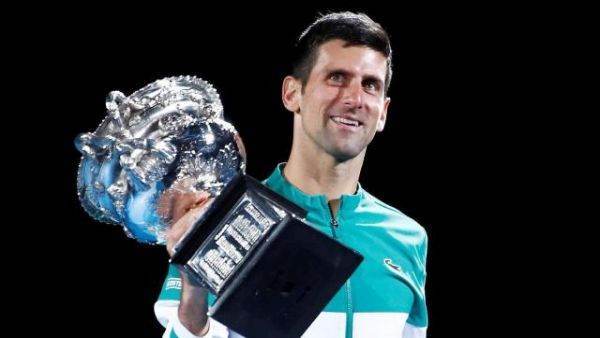 Novak Djokovic obţine o suspendare a expulzării sale din Australia