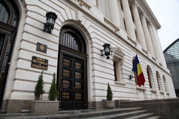BNR a majorat dobânda cheie la 2%