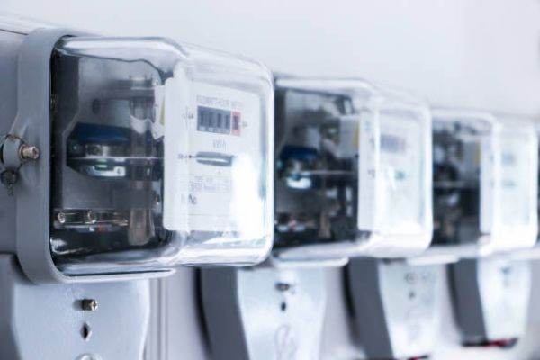 ANPC a efectuat 37 de controale la furnizorii de energie electrică şi gaze