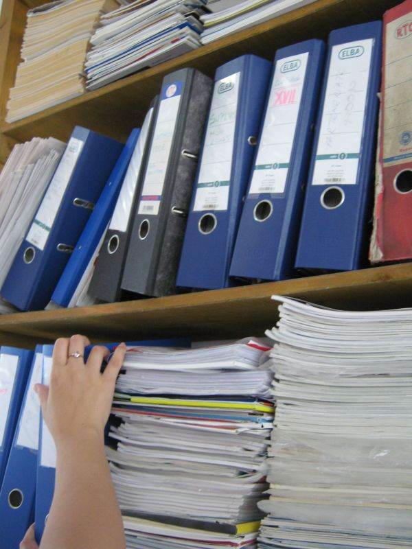 Raport de control "uitat" pe etajerele Ministerului Transporturilor