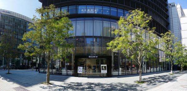 Acţiunile Sony au scăzut cu 13 procente după ce Microsoft a preluat Activision