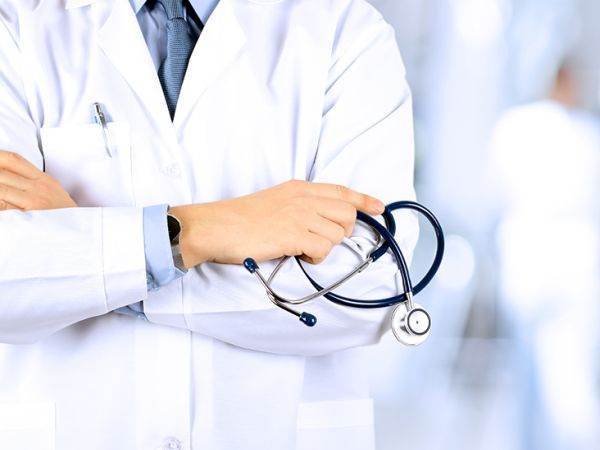 Avocatul Poporului recomandă o modificare legislativă pentru audierea şi online a medicilor de la ATI în cadrul urmăririi penale