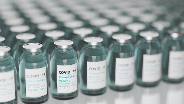 Administrarea mai multor doze booster de vaccin anti-COVID-19 la intervale scurte este nesustenabilă