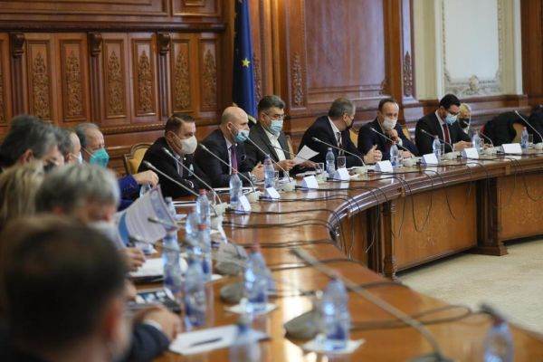 A avut loc lansarea în dezbatere publică a noilor programe guvernamentale cu garanţii de stat