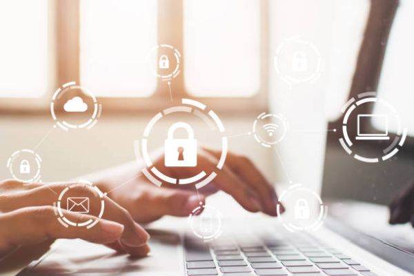 Securitatea cibernetică a depăşit pandemia în topul îngrijorărilor CEO la nivel global 