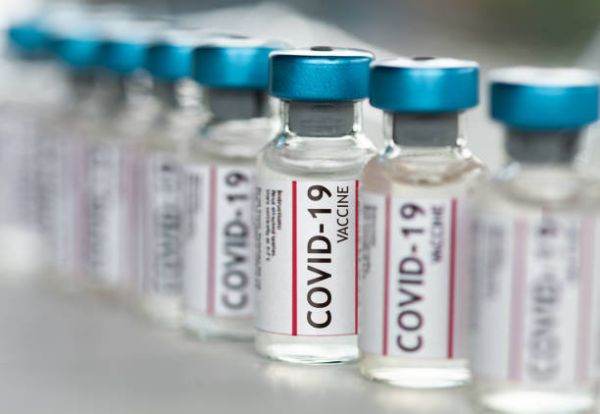 A patra doză de vaccin anti-COVID-19 are o utilitate redusă contra variantei Omicron