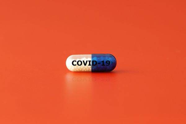 Prima pastilă împotriva COVID-19, aprobată în UK, o nouă armă în lupta cu pandemia
