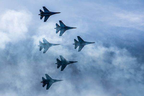 ''Apărarea antiaeriană a doborât un avion rusesc deasupra Kievului''