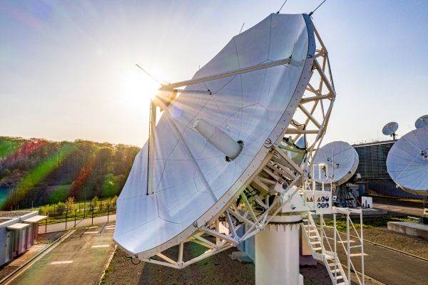 SES raportează venituri de 1,782 miliarde euro 