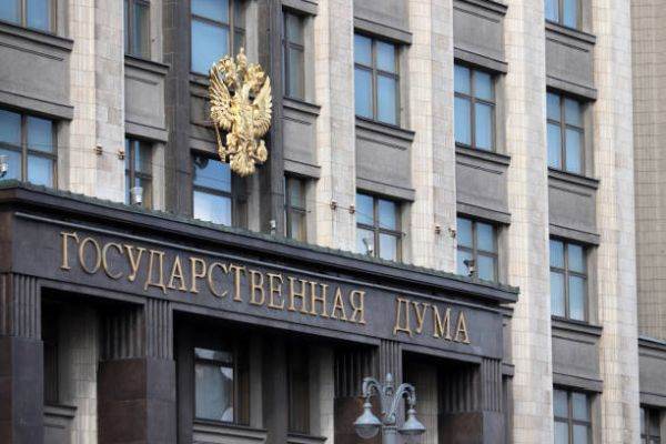 Rusia adoptă un pachet de legi împotriva sancţiunilor occidentale