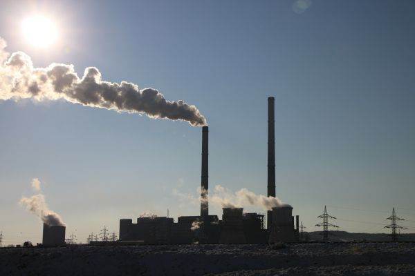 Preţul maxim al energiei electrice - 3.001 lei/MWh