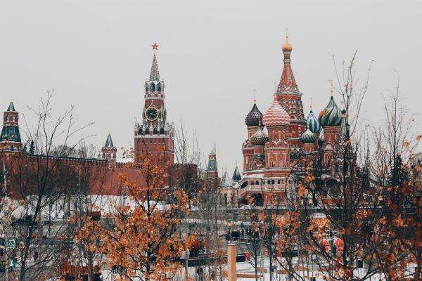 Rusia a aprobat primul pas spre naţionalizarea activelor companiilor străine care părăsesc ţara