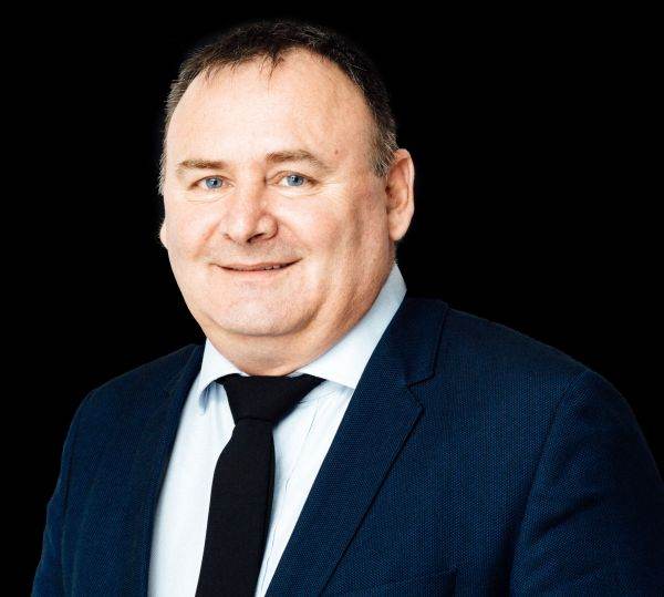Mircea Bica, directorul general al furnizorului de electricitate şi gaze naturale Nova Power & Gas