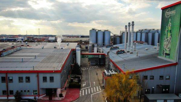 Tuborg România oferă locuri de muncă şi cazare familiilor refugiate din Ucraina 