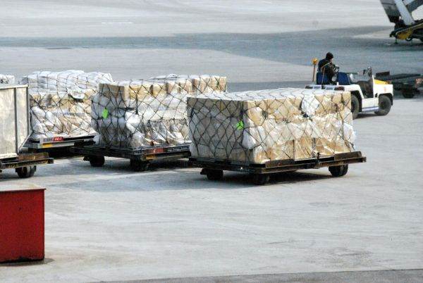 Mărfuri contrafăcute în valoare de peste 400.000 de lei, în Portul Constanţa
