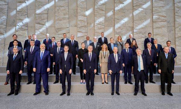 NATO a aprobat noile grupuri de luptă din România, Bulgaria, Slovacia şi Ungaria