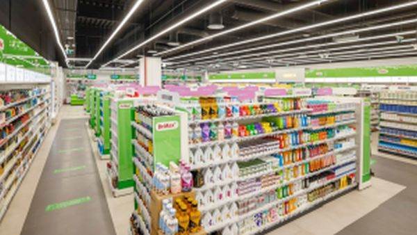 Dr.Max lansează primele două Hiper - farmacii din Bucureşti