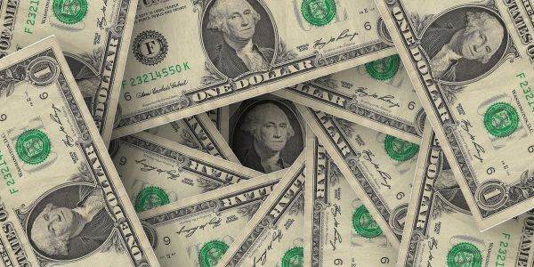 Taiwanul susţine că războiul din Ucraina poate ajuta yuanul chinezesc să dobândească supremaţia în lupta cu dolarul american