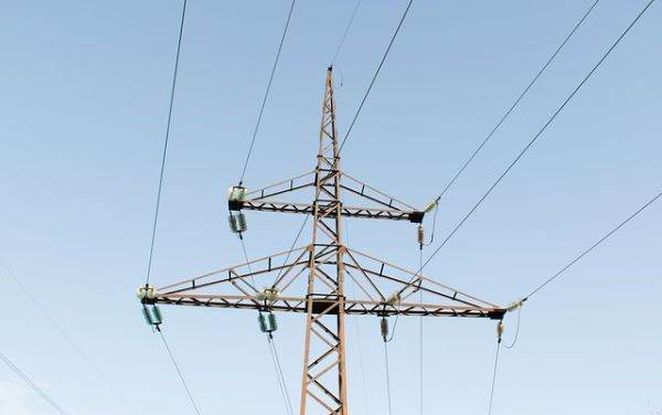 Regatul Unit şi SUA au convenit să lucreze pentru a pune capăt dependenţei energetice de Rusia