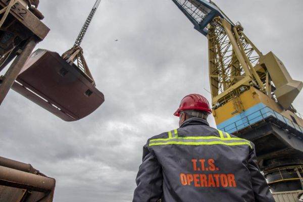 "Contractele în derulare în 2022 pentru mărfuri provenind din Ucraina reprezintă aproximativ 3% din totalul veniturilor consolidate"
