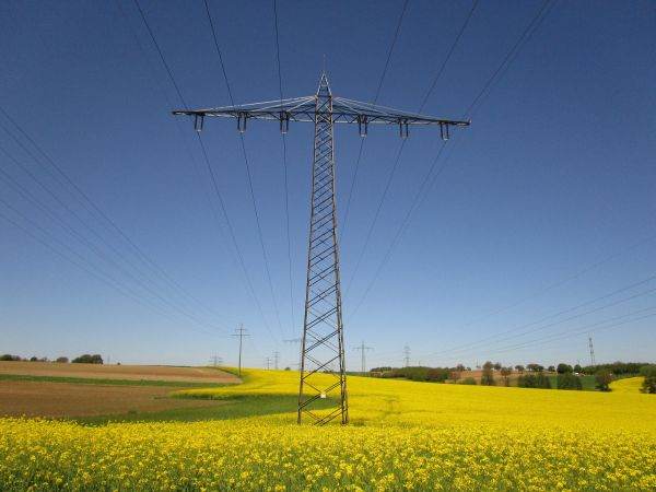Preţul maxim al energiei electrice - 1.386,41 lei/MWh