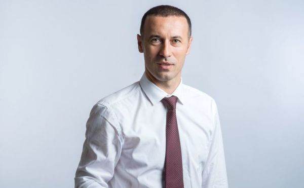 Iulian Dumitrescu (Sursă foto: Facebook)