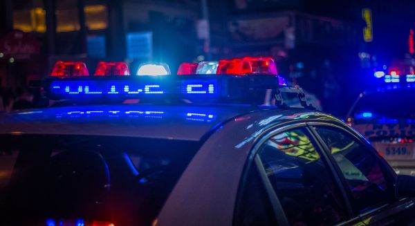 Angajaţii din poliţie şi din penitenciare amână protestele de astăzi din faţa sediului PNL