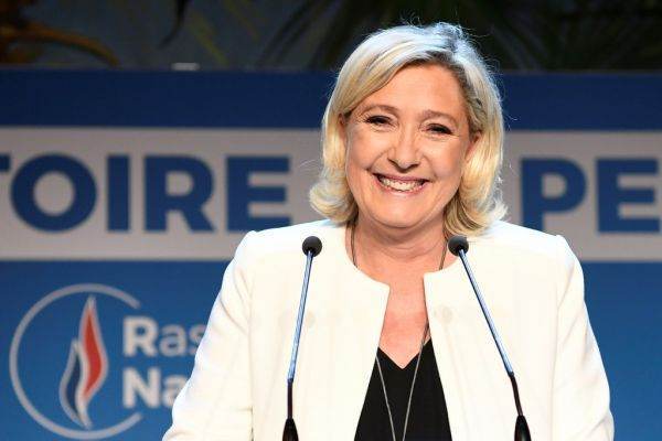 Macron şi Le Pen s-au înfruntat dur pe tema Rusiei, a UE şi a cifrelor din economie