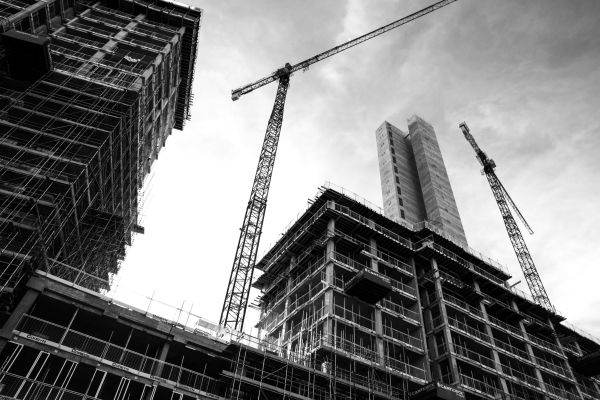Volumul lucrărilor de construcţii a crescut cu 8,4 %