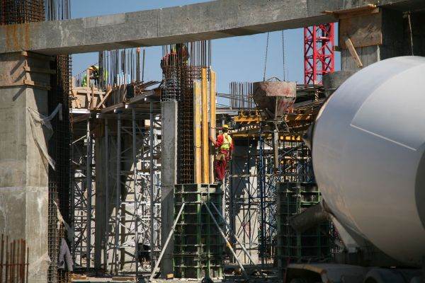 Criză de materiale de construcţii în Europa