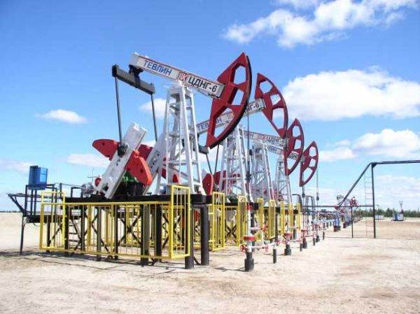 Producţia de petrol a Rusiei - posibil să scadă cu 17%, din cauza sancţiunilor