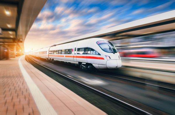 Soluţia pentru un sistem de transport urban sigur, fiabil şi eficient 