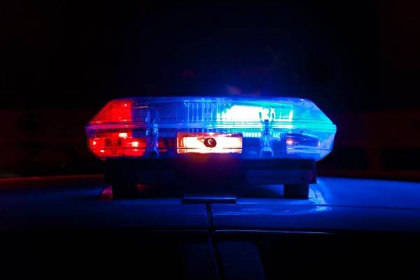 Percheziţii în Buzău, Brăila şi Bucureşti la persoane suspectate de trafic de droguri